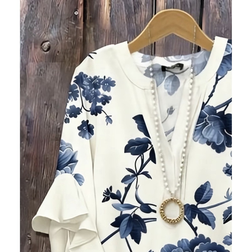 Okamen   Floral Print Smocked Top Blouse Size 3xl white/Blue 3/4 lotus sleeves - Picture 2 of 8
